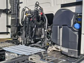 FH 780 AERO / 6x2/4 / RETARDER / GLOBE XL